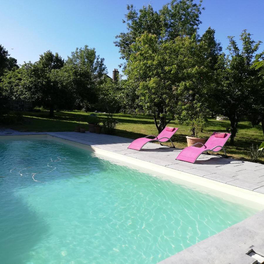 Au Logis De La Mongie Bed & Breakfast Soullans Exterior photo