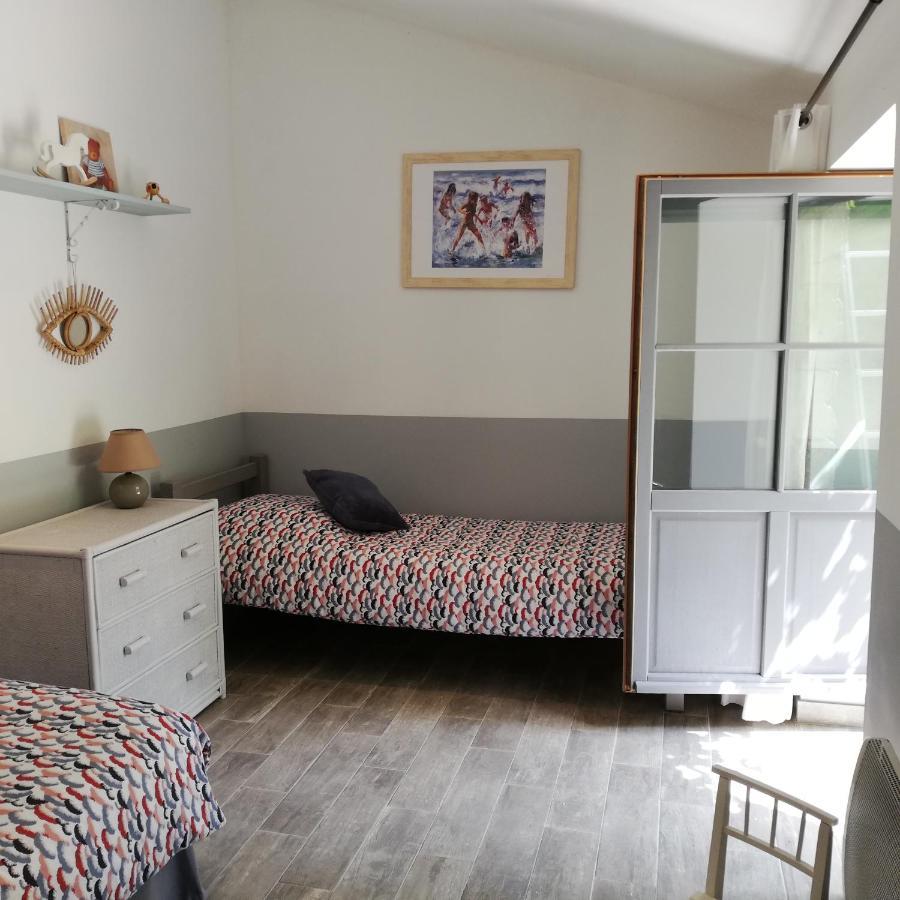 Au Logis De La Mongie Bed & Breakfast Soullans Exterior photo