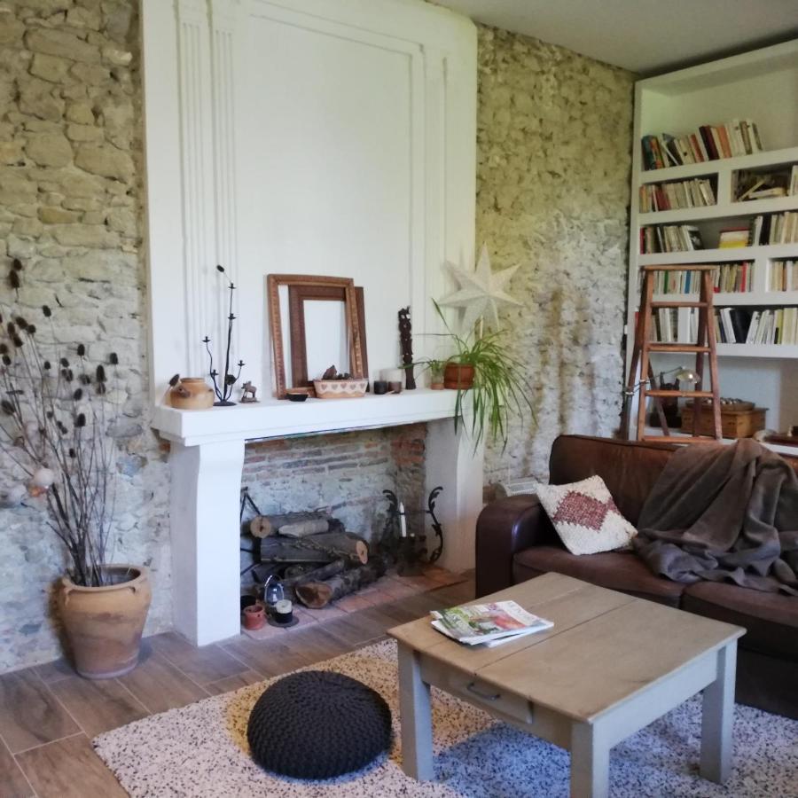 Au Logis De La Mongie Bed & Breakfast Soullans Exterior photo