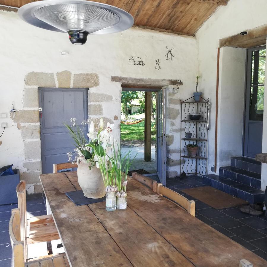 Au Logis De La Mongie Bed & Breakfast Soullans Exterior photo